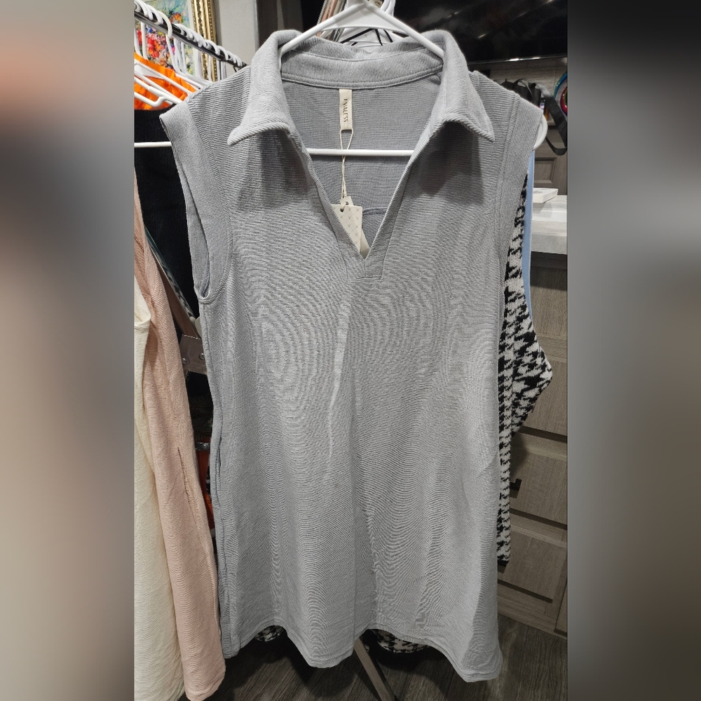 Gray Women's Short Sleeve Mini  Casual Collared V-Neck Golf Tennis Pockets